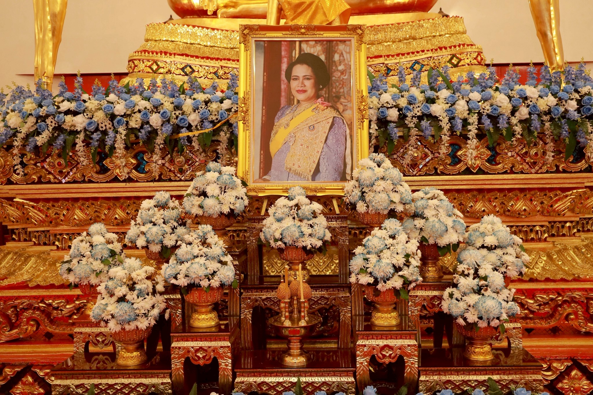 จังหวัดนครสวรรค์ จัดพิธีบำเพ็ญกุศลสวดพระอภิธรรม เพื่ออุทิศถวายเป็นพระราชกุศลสมเด็จพระนางเจ้าสิริกิติ์ พระบรมราชินีนาถ พระบรมราชชนนีพันปีหลวง